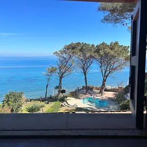 Villa Amalia Sul Mare, Messina
