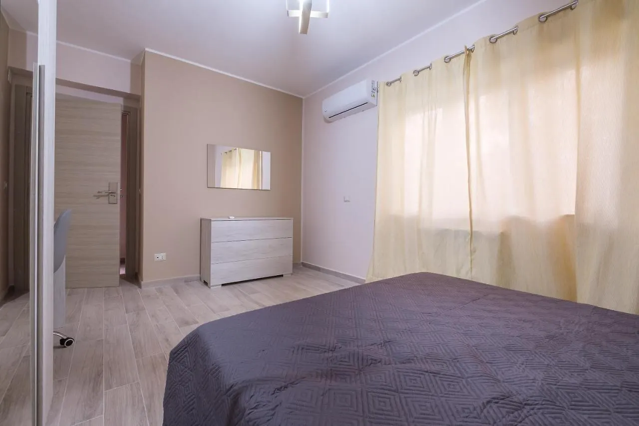 Damilhouse 4 Apartment Messina 0*,  Italy