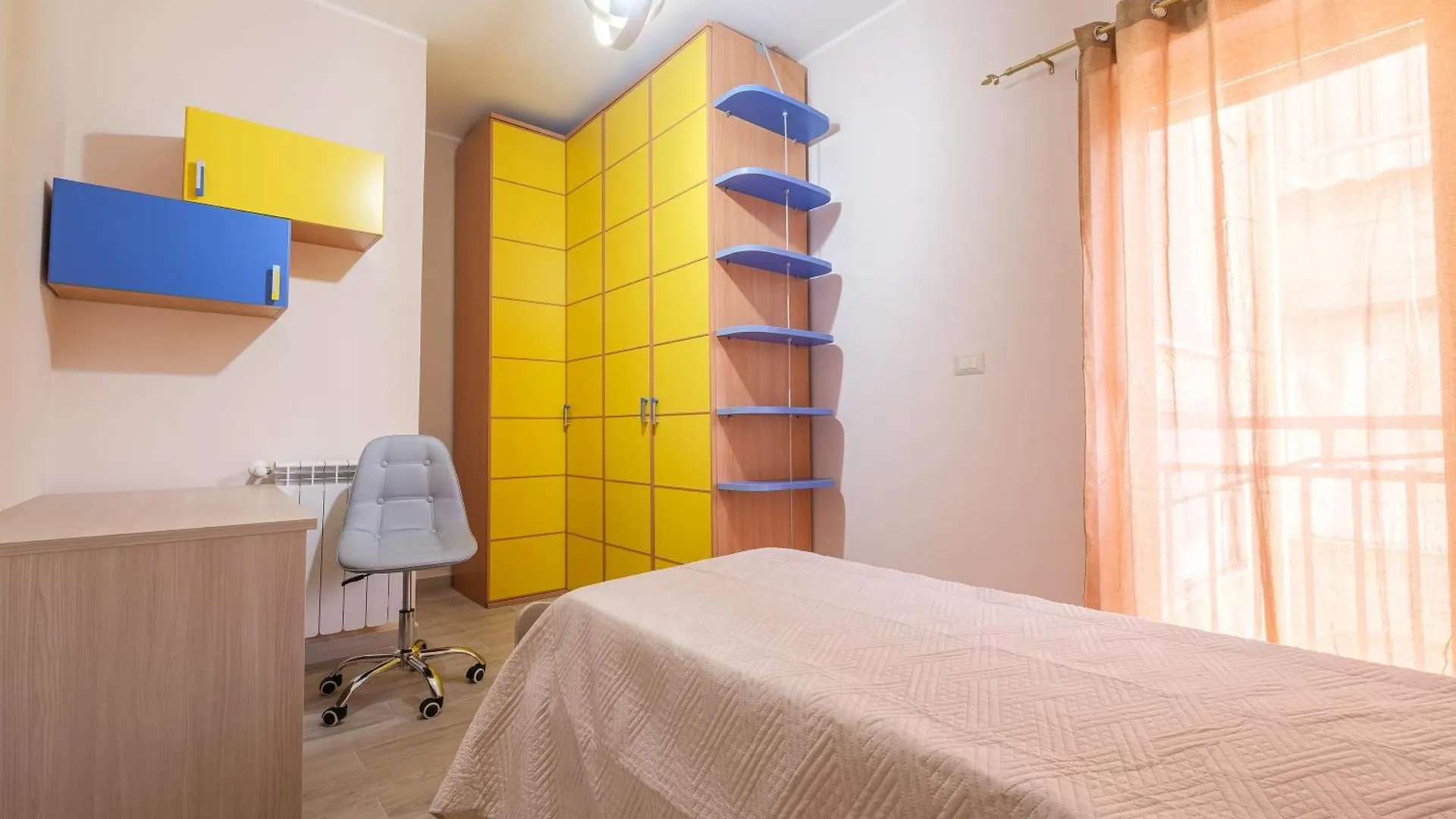 Damilhouse 4 Apartment Messina